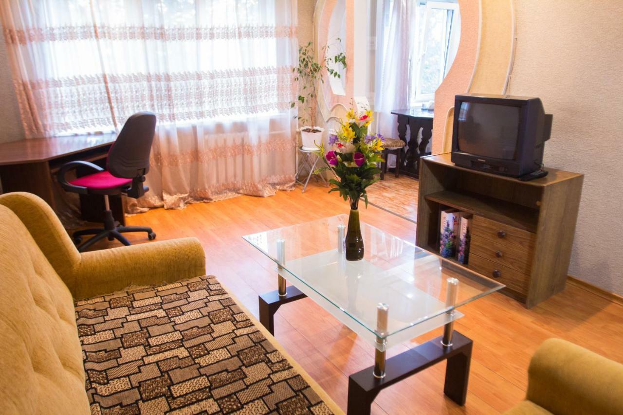 2Room Semi-Luxury Apt On Ukrainskaya 34 Street Zaporizhia Εξωτερικό φωτογραφία